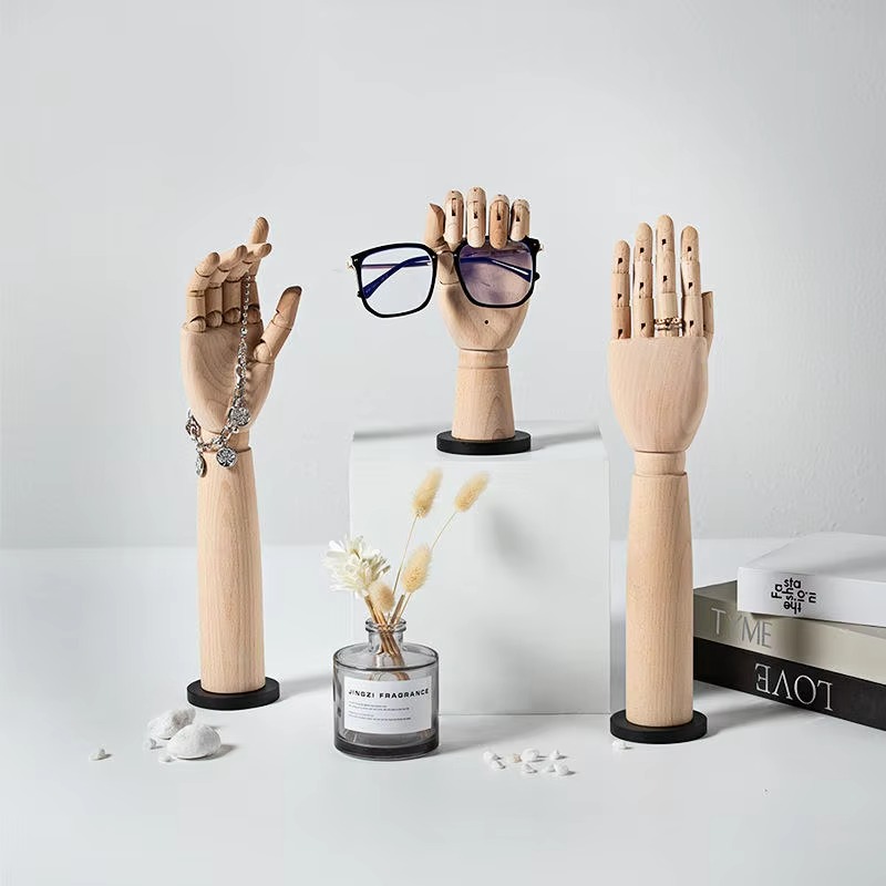 Handschaufensterpuppenständer  – Body Jewelry Stores Bewertung und Preis